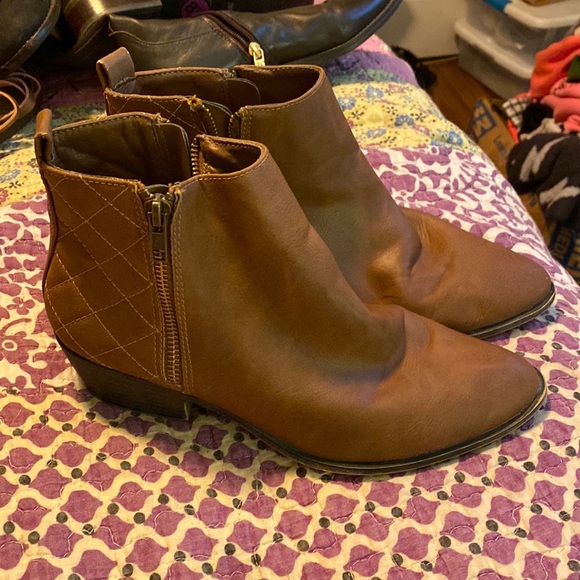 Madden Girl Shoes - Madden Girl brown faux leather booties size 8